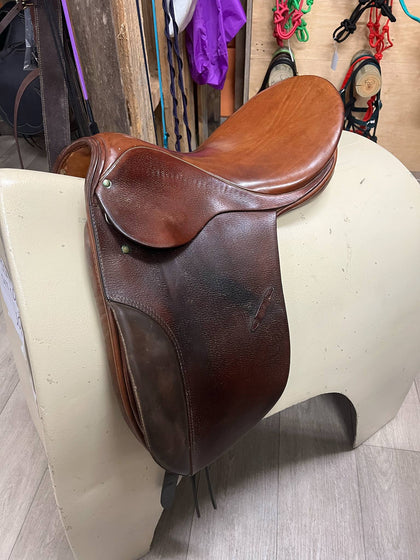 Stubben Tristan Dressage Saddle Brown - 17.5 inch